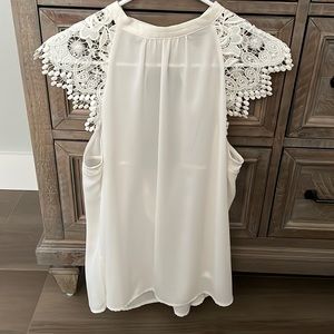 Sleeveless Blouse with open back